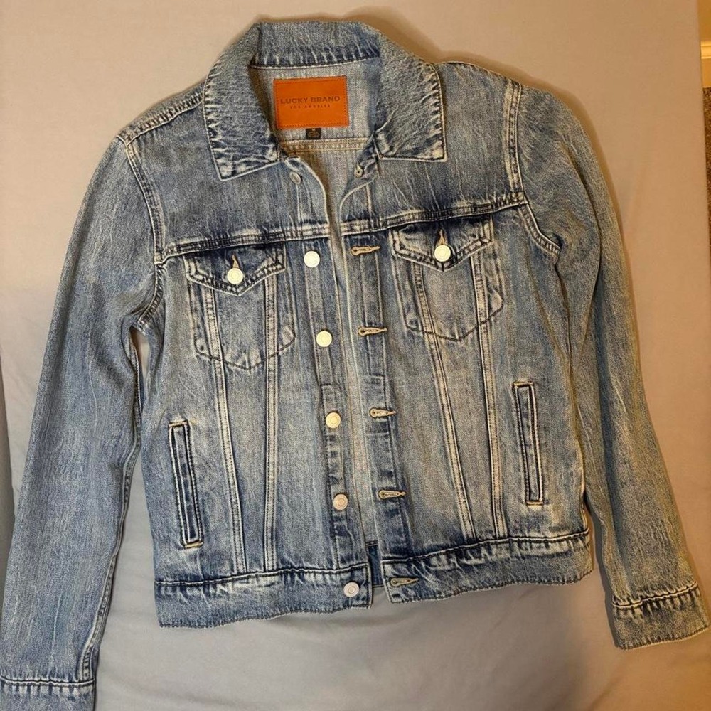 Lucky brand tomboy trucker jean jacket